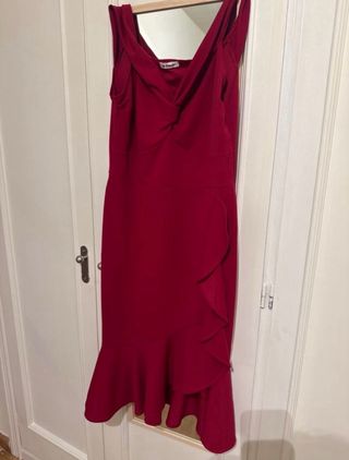 Vestido rojo fiesta con volantes