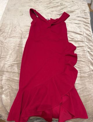 Vestido rojo fiesta con volantes