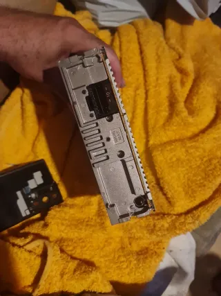 Radio CD Sony MEX-2500 MP3 Bluetooth 200W FUENGIRO