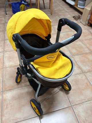 Silla de paseo bebé amarilla