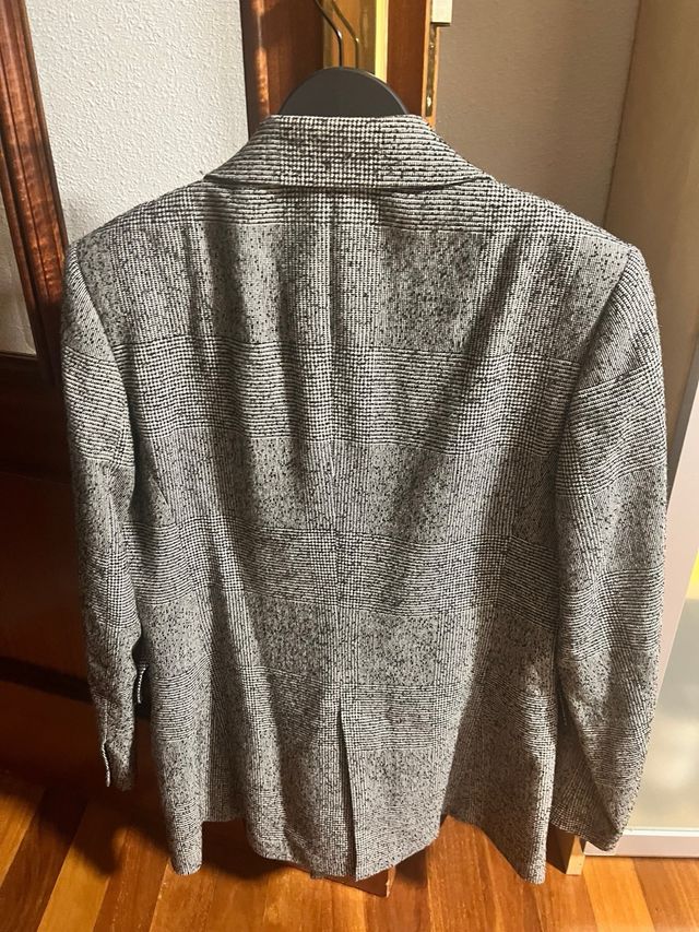 Americana Massimo Dutti cuadros