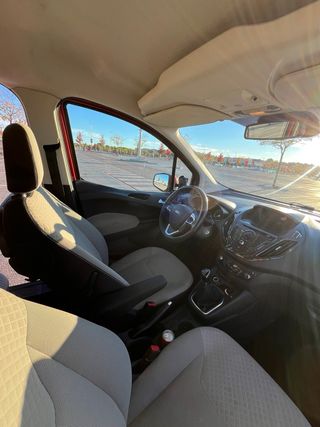 Ford Tourneo Courier 2014