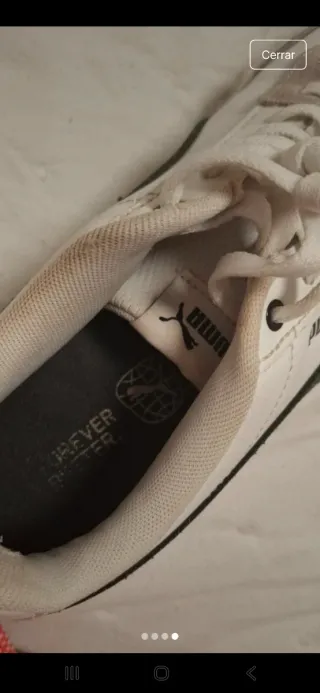 Zapatillas Puma Blancas y Beige