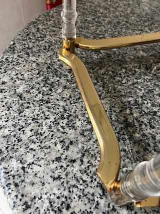 Mesa auxiliar cristal y metal dorado vintage