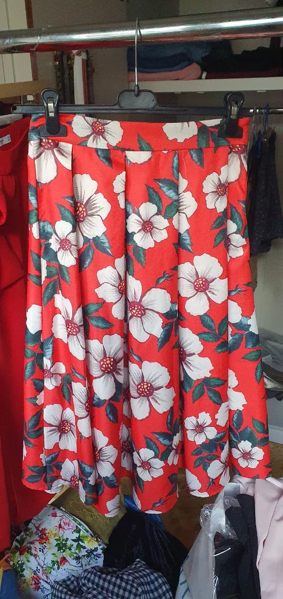 Gonna midi floreale rossa