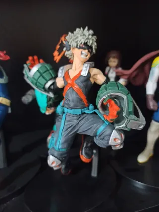 Lote 2 Figura Boku no Hero