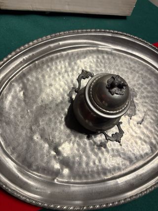 Antico vassoio peltro con zuccheriera