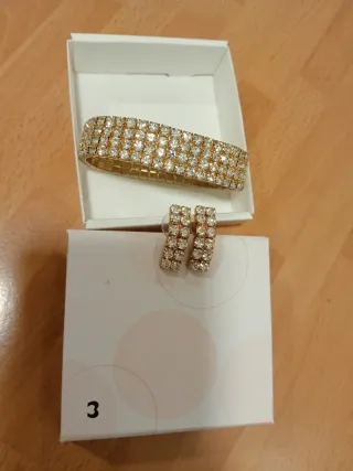 Conjunto Pulsera y Pendientes Brillantes