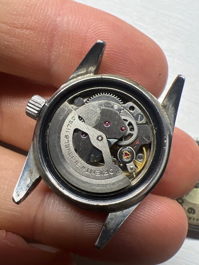 Relojes mujer Orient y Lisa LEER