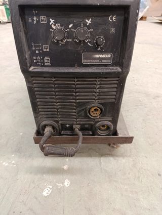 Soldadora Praxair MultiArc 220C