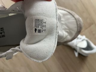 Zapatillas Lacoste Beige y Blancas