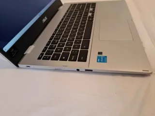 ASUS Chromebook CX1 (CX1500) Plata