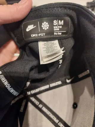 Gorra Nike Talla S/M Niño Negra