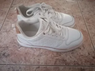 Zapatillas Blancas