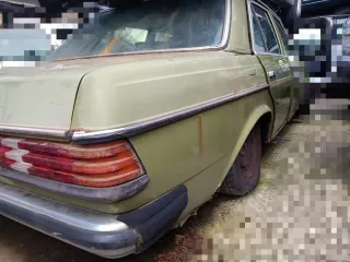 Recambios Mercedes 300d.