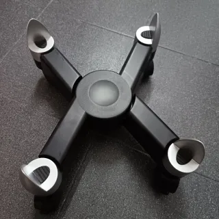 Soporte Torre PC con Ruedas