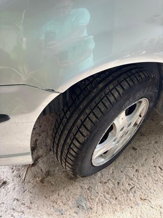 Nissan Almera 2004