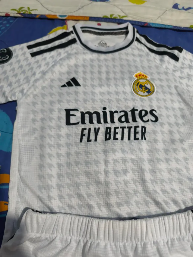 Equipación Real Madrid Infantil