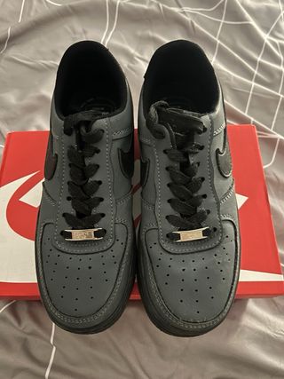 Nike Air Force 1 Negras y Grises