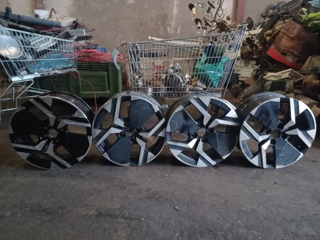 Cerchi Peugeot GT 17