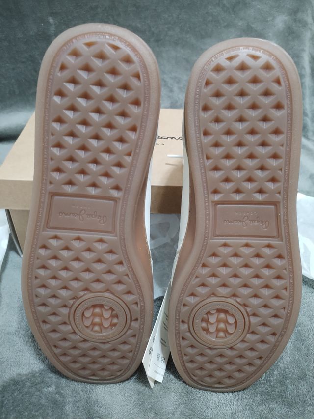 Zapatillas Pepe Jeans Blancas y Doradas