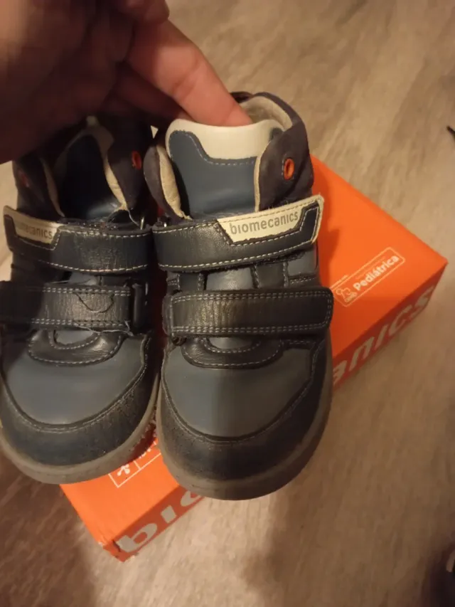 Zapatilla-bota Biomecanic Talla 28 Niño