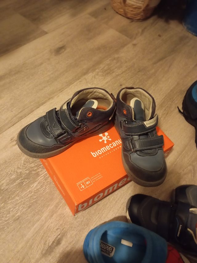 Zapatilla-bota Biomecanic Talla 28 Niño