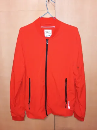 Chaqueta Bomber Zara Roja