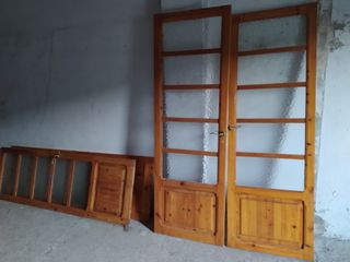 Puertas de madera con cristal