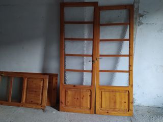 Puertas de madera con cristal