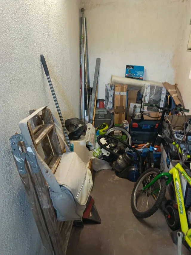 Trastero completo con bicicleta