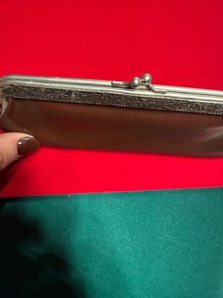 Porta occhiali antico in pelle