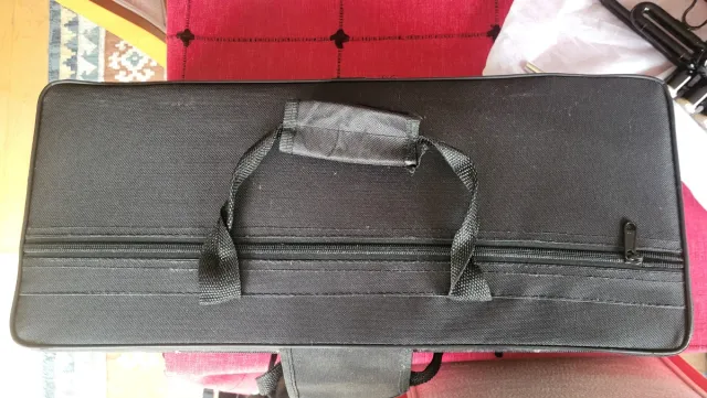 Trompeta negra brillante