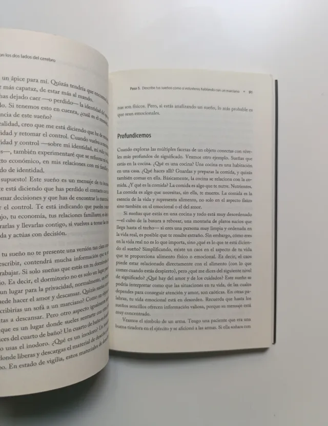 Soñar con los dos lados del cerebro.