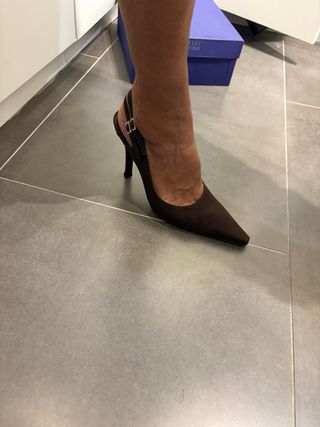 Zapatos de tacón Stuart Weitzman marrones talla 37