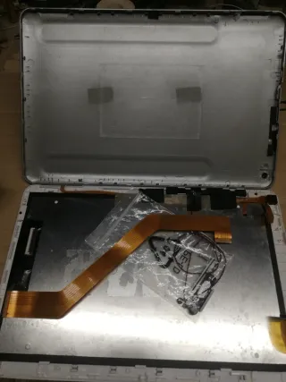 Scocca + Touch + LCD Mediacom SmartPad