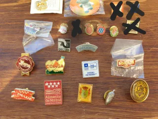 Pins y Chapas Varias