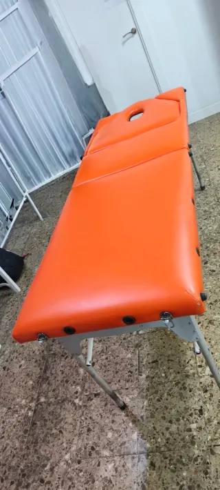 Camilla de masaje naranja