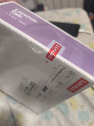 Lenovo Tab + Funda Transparente