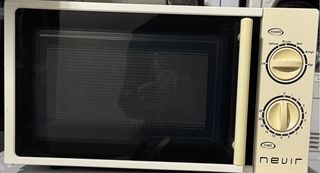 Microondas Nevir