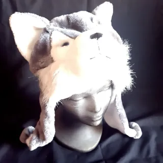 Gorro de peluche husky