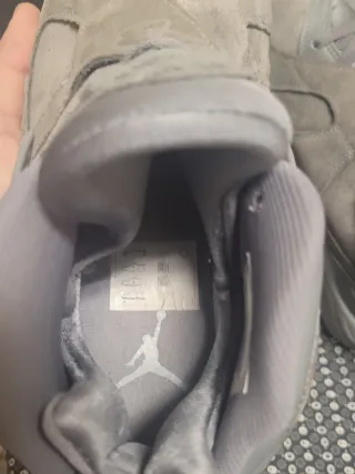 JORDAN 8 RETRO COOL GREY