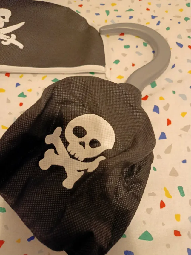 Disfraz Pirata Niños: Sombrero, Parche, Garfio