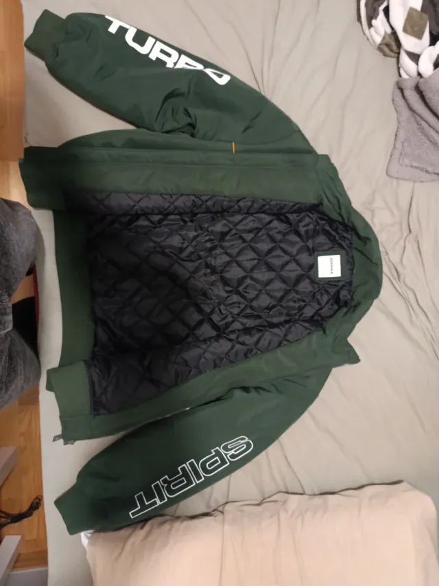 Cazadora técnica bordado