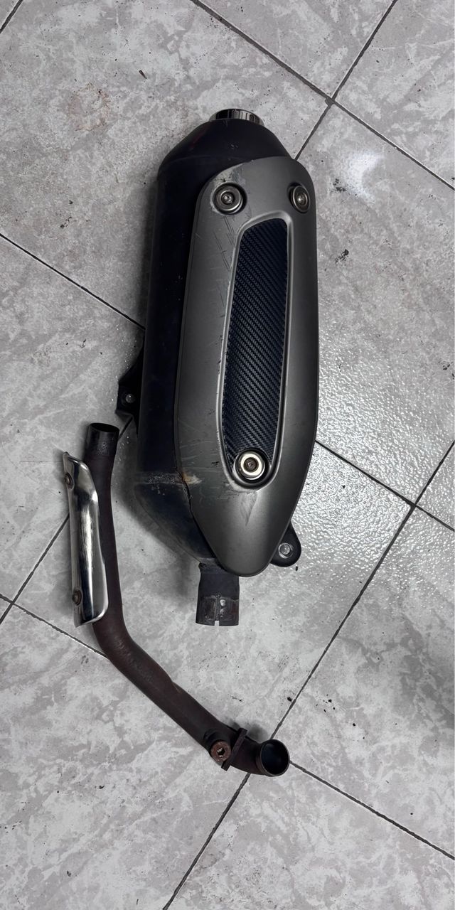 Tubo de escape  original gilera Nexus 250cc 