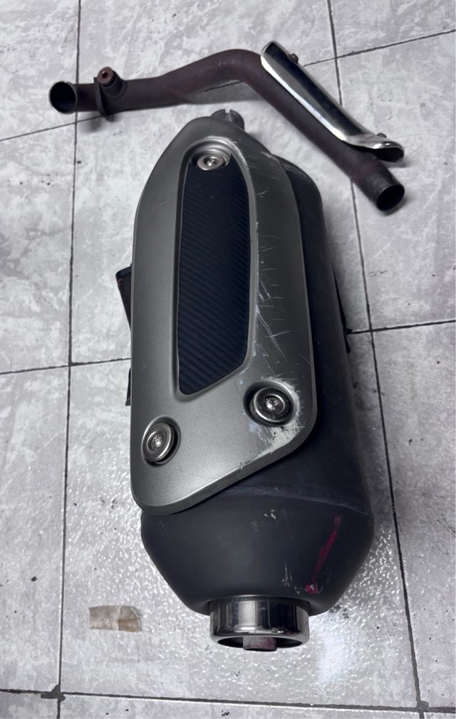 Tubo de escape  original gilera Nexus 250cc 
