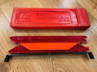 Triángulo reflectantede emergencia