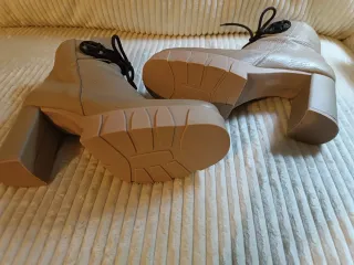 Botines DORALATINA Piel Beige Talla 38