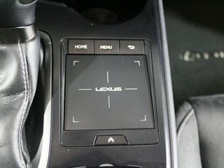 Lexus UX 2.0 250h Business