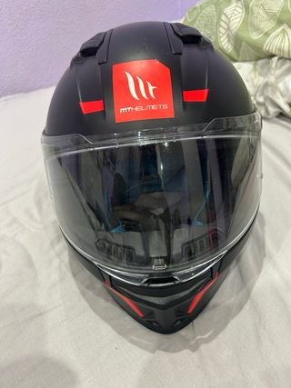 Casco de moto MT Helmets negro